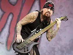 Reginald „Fieldy“ Arvizu