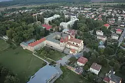 Piaristická kolej s farním kostelem Povýšení sv. Kříže v Kosmonosích