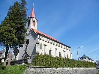 Kostel s farou (2016)