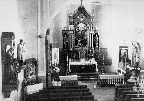 Presbytář