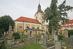 Kostel a část hřbitova, 24. září 2012