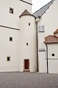 Vřetenové schodiště západní strany věže