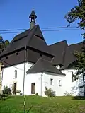 Boční loď (kaple) s hlavním vstupem do kostela