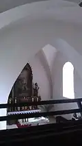 Pohled do interiéru z hudební kruchty