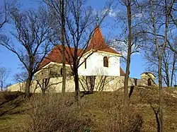 Kostel sv. Bartolomeje v Mochove4.jpg