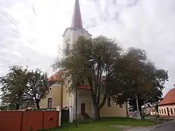 Kostel_sv._Jiří_,Litobratřice.JPG