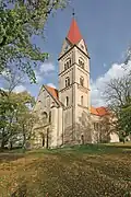 Kostel od jihozápadu