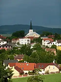 Kostel sv. Petra a Pavla v Liticích