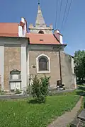 pohled na Kostel sv. Vavřince v Opatovicích nad Labem