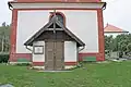 Detail předsíně před vstupem
