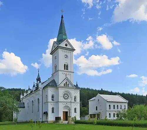 Kostel a fara