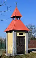 Kaple na návsi
