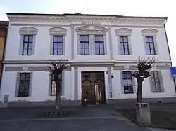 Kostelec nad Labem - měšťanský dům čp. 80 na Komenského náměstí (4).jpg