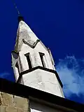 Osmiboká věž kostela
