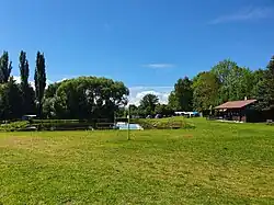 Koupaliště a kemp
