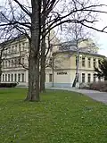 Bývalá budova knihovny – pohled zboku