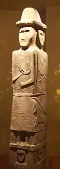 Zbručský idol z Ukrajiny s čtyřmi tvářemi zřejmě zachycuje čtyři různé bohy.