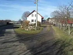 Ve středu obce
