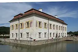 Zámecká budova