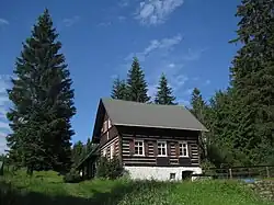 Fuchsloch v Kristiánově pod lesním hřbitovem