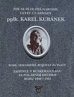 Pamětní deska pplk. Karla Kubánka, zabitého v ruském gulagu