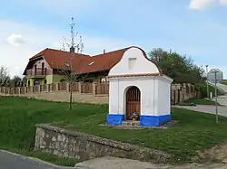 Kudlovice, morová kaplička.jpg