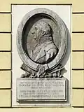Pamětní deska na budově Moravského muzea na Zelném trhu v Brně, kde Kutuzov pobýval 2. až 5. října 1805