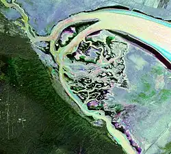 Ostrovy Warbah a Bibuyan ze satelitu