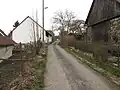 Cesta mezi domy