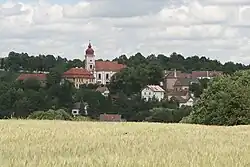 Vesnice Líšťany od jihozápadu
