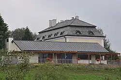 Líšenský dvůr