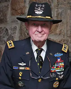 Hal Moore (10. května 2010)