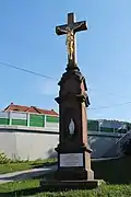 Kříž u obecního úřadu