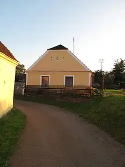 Žlutý dům