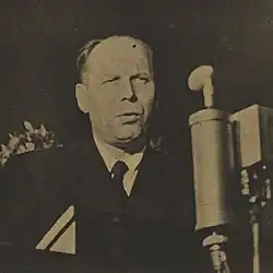rektor vysoké školy politické prof. Ladislav Štoll zdraví účastníky Goethových oslav ve Výmaru (1949)