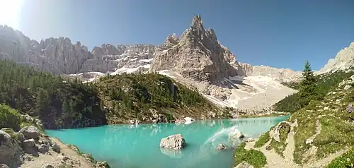 Lago Sorapiss s Dito di Dio