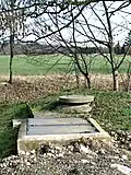 Zakrytí Obřího pramene na břehu Bouřlivce
