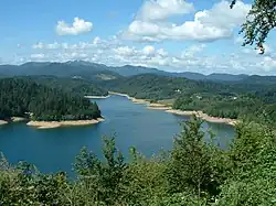 Lokevské jezero nedaleko Lokve