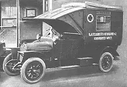 Laurin & Klement O v úpravě jako vojenský sanitní vůz (1915)