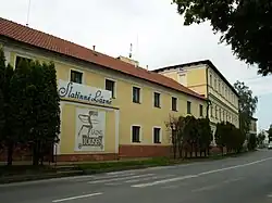 Budova slatinných lázní
