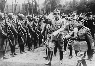 Ernst Starhemberg přehlíží italské jednotky v Římě