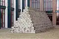 Dlouhá pyramida (Sol LeWitt)