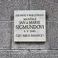 Pamětní deska v Praze na Novém Městě z 5. května 1945