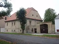 Lenesice(Louny) Fara.JPG