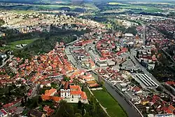 Letecký pohled na centrum Třebíče
