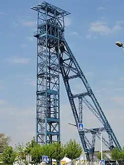 Uhelný důl v Liévinu