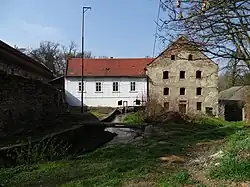 vodní mlýn