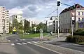 Přejezd přes ulici Na Bídě.