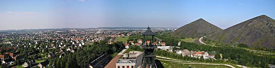 Panoramatický pohled na město Liévin