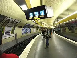 Nástupiště linky 5